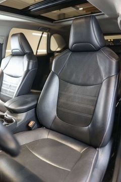 Toyota RAV4 V SUV 2.5 Hybrid Dynamic Force 222KM 2019 Toyota RAV4 2.5 Hybrid Executive 4x4 JBLSKYVIEW 2.5 Hybryda 222KM, zdjęcie 7