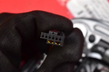 AIRBAG ULOŽENÍ VZDUCHOVÁ ŘIDIČE 6772866 BMW E90 E91 04-10