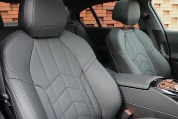 BMW Seria 5 G90-91 Sedan Plug-In 2.0 30e 299KM 2023 BMW Seria 5 530e Sedan 2.0 (299KM) 2023, zdjęcie 6