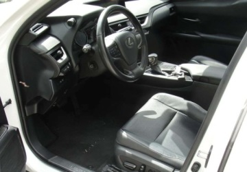 Lexus UX Crossover 250h 184KM 2020 Lexus UX AWD 4x4 Najbogatsze wyposazenie 68 tys.km. 2.0 Hybryda 184KM, zdjęcie 11