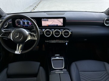 Mercedes CLA C118/X118 Coupe Facelifting 1.3 180 136KM 2025 Mercedes-Benz CLA 180, zdjęcie 14