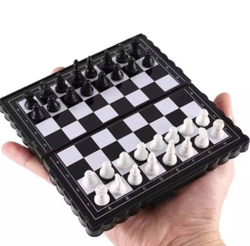 gra w szachy i warcaby magnetyczne 2w1 mini małe