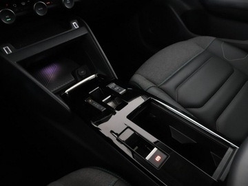 Citroen C4 III SUV 1.2 PureTech 130KM 2022 Citroen C4 automat full LED półskóra navi, zdjęcie 29