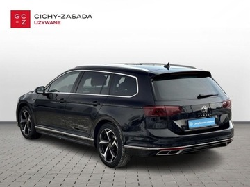 Volkswagen Passat B8 Variant Facelifting 2.0 TDI SCR 200KM 2022 Volkswagen Passat TDI 200KM R-Line DSG Harman Kardon LED Matrix Panora, zdjęcie 2