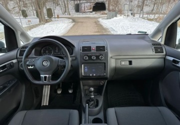 Volkswagen Touran II 1.6 TDI 105KM 2010 Volkswagen Touran 1.6 TDI, Nawigacja Kamera cofania Android Radio 1.6, zdjęcie 6