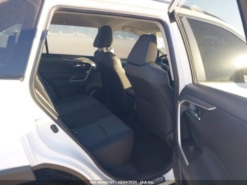 Toyota 2024 Toyota RAV4 2024r., XLE, od ubezpieczalni 2.5 Benzyna 203KM, zdjęcie 9
