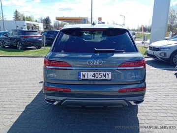 Audi Q7 II SUV Facelifting  3.0 45 TDI 231KM 2023 Audi Q7 Matrix LED, Carplay, 3 rzad siedzen, Virtual kokpit, ISOFIX, Gwara, zdjęcie 4