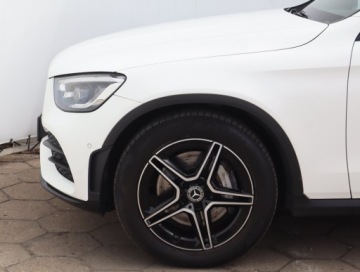 Mercedes GLC C253 SUV Facelifting 2.0 200d 163KM 2020 Mercedes GLC GLC 200 d 4MATIC, Salon Polska, zdjęcie 10