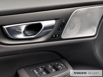 Volvo V60 II  Kombi Plug-In Facelifting 2.0 T6 350KM 2025 Volvo V60 T6 Ultra Bright | Bowers &amp; Wilkins | Mas, zdjęcie 36