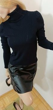 Sinsay czarna skórzana spódnica z rozporkami z przodu gothic M