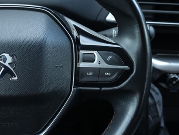 Peugeot 5008 II Crossover 2.0 BlueHDI 150KM 2017 Peugeot 5008 2.0 BlueHDi, Salon Polska, zdjęcie 22