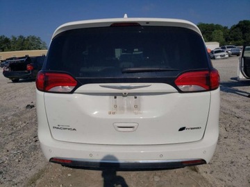 Chrysler Pacifica II 2018 Chrysler Pacifica Hybrid Limited 2018 3.6l 3.6 Hybryda 260KM, zdjęcie 2