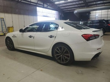 Maserati Ghibli III 2022 Maserati Ghibli Modena 2022 3.0l 3.0 Benzyna 424KM, zdjęcie 1