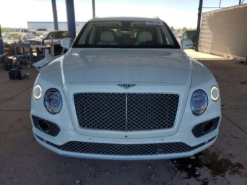 Bentley Bentayga 2018 Bentley Bentayga 2018r., 4x4, 6.0L 6.0 Benzyna 600KM, zdjęcie 4