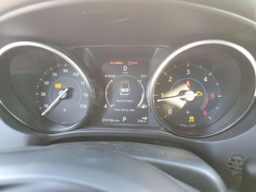 Jaguar F-Pace 2018 Jaguar F-Pace 2018 JAGUAR F-PACE PREMIUM Benzyna 247KM, zdjęcie 9