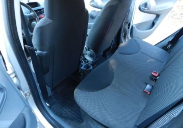 Toyota Aygo I Hatchback 3d 1.0 VVT-i 68KM 2009 Toyota Aygo mala tania niezawodna 5drzwi KLIMA bez rdzy Benzyna 68KM, zdjęcie 13