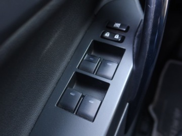 Toyota Auris II Touring Sports Facelifting 1.8 Hybrid 136KM 2017 Toyota Auris Hybrid, Salon Polska, Serwis ASO, zdjęcie 14