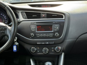 Kia Ceed II Hatchback 5d Facelifting 1.4 DOHC 100KM 2017 Kia Cee'd 1.4 100kM Salon Polska ! Bardzo dobry, zdjęcie 19