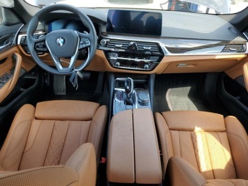 BMW Seria 5 G30-G31 2021 BMW Seria 5 530I 2021 2.0l 2.0 Benzyna 248KM, zdjęcie 8