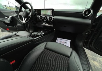 Mercedes CLA C118/X118 Shooting Brake 2.0 220d 190KM 2020 Mercedes-Benz CLA kamera 2.0D 190KM NAVI BEZWYPADKOWY gwarancja LED, zdjęcie 15