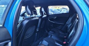 Volvo V40 II Hatchback 1.6 T3 150KM 2013 Volvo V40 BENZYNA alcantara KAMERA czarny sufit R DESIGN okazja, zdjęcie 27