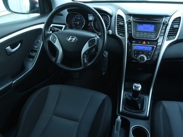 Hyundai i30 II Hatchback 3d 1.6 GDI 135KM 2014 Hyundai i30 1.6 GDI, Salon Polska, Klima, zdjęcie 6