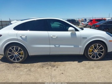 Porsche Cayenne III 2020 Porsche Cayenne E-Hybrid Coupe Turbo S 2020 4.0l 4.0 Hybryda 541KM, zdjęcie 6