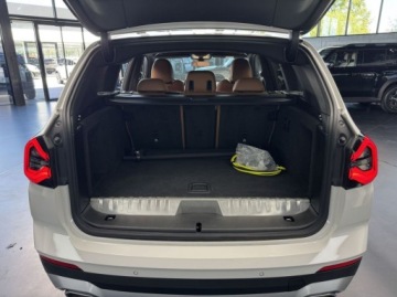 BMW X3 G01 SUV Plug-in Facelifting 2.0 30e 292KM 2022 BMW X3 xDrive30e Plug In Kamera CarPlayAndroid Auto Podgrzewane fotele, zdjęcie 10