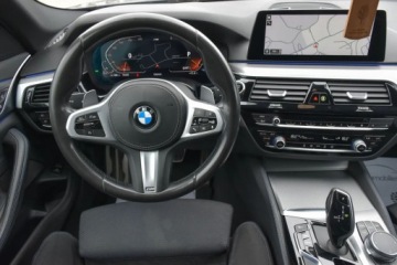 BMW Seria 5 G30-G31 Touring 520d 190KM 2019 BMW Seria 5 BMW 520D 190KM M-SPORT ALU19 LED Alkantara Virtual Gwarancja 1, zdjęcie 27
