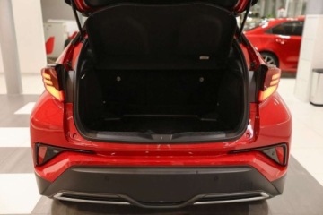 Toyota C-HR I Crossover Facelifting 1.8 Hybrid 122KM 2023 Toyota C-HR 1.8 Hybrid GPF GR Sport 1.8 Hybryda 122KM, zdjęcie 12