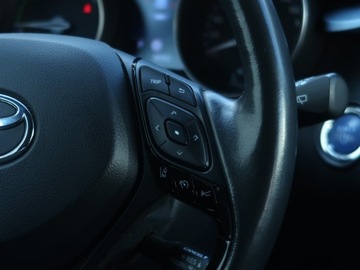 Toyota C-HR I Crossover Facelifting 2.0 Hybrid Dynamic Force 184KM 2021 Toyota C-HR 2.0 Hybrid, Salon Polska, Serwis ASO, zdjęcie 19