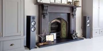 Полочные стереодинамики Monitor Audio Bronze 100 6g из орехового дерева, пара