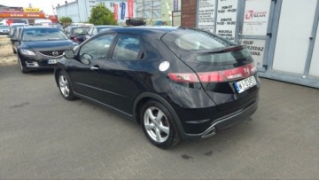 Honda Civic VIII Hatchback 3d 1.4 i-VTEC 100KM 2009 Honda Civic Ozarow Mazowiecki 1.4 benzyna 2009 rok KOMIS TYSIAK, zdjęcie 1