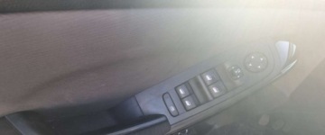 Citroen C4 Spacetourer Van 1.2 PureTech 131KM 2018 Citroen C4 SpaceTourer 102018r, 1.2 Benzyna. Lekko uszkodzony tyl i przod., zdjęcie 10