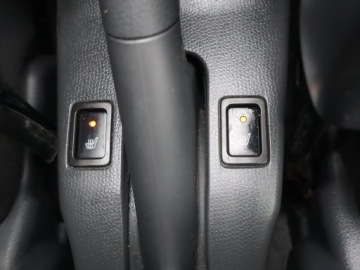 Suzuki Swift IV Hatchback 5d 1.3 92KM 2006 Suzuki Swift 1.3, Klima, Podgrzewane siedzienia, zdjęcie 16