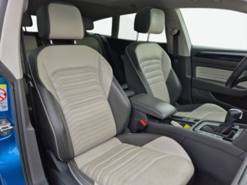 Volkswagen Arteon Fastback Facelifting 2.0 TDI SCR 150KM 2021 Volkswagen Arteon Shooting Brake PanoramaHead-upSkorySalon PolskaFakturaVA, zdjęcie 13