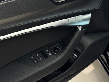 Audi A6 C8 Avant Plug In 2.0 50 TFSI e 299KM 2021 Audi A6 Avant 50 Tfsi E Quattro S Tronic Sport / K, zdjęcie 20