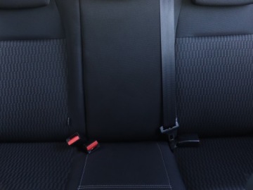 Peugeot 208 I Hatchback 5d Facelifting 1.2 PureTech 82KM 2015 Peugeot 208 1.2 PureTech, Salon Polska, zdjęcie 9