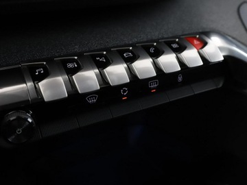 Peugeot 3008 II Crossover 1.5 BlueHDI 130KM 2019 Peugeot 3008 Historia serwisowa Automat Virtual, zdjęcie 29