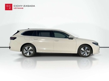 Volkswagen Passat B8 Variant Facelifting 2.0 TDI SCR 150KM 2024 Volkswagen Passat Salon PL, Vat23, Led Matrix, Masaz, App Connect, Kamera, zdjęcie 5