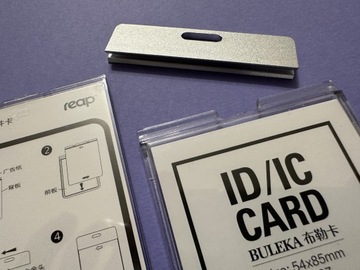 Holder Etui Pionowy na karty identyfikator Sliver/Srebrny 3szt.