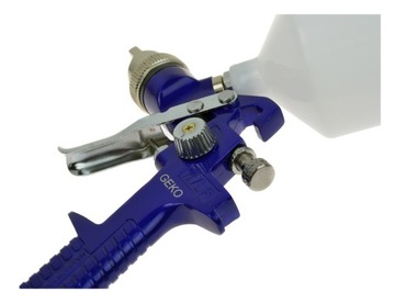 PISTOLET LAKIERNICZY Z REDUKTOREM ODWADNIACZEM 1.4