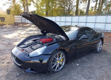 Ferrari California 2013 Ferrari California 2013 FERRARI CALIFORNIA, 4.3L, od ubezpieczalni 4.3, zdjęcie 9