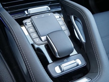 Mercedes GLE V167 SUV Facelifting 3.0 450d 367KM 2026 MERCEDES-BENZ GLE 450 d 4-Matic AMG Line 3.0 (367KM) 2026, zdjęcie 11