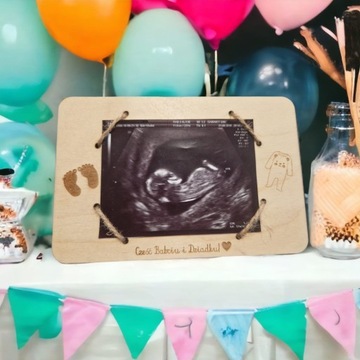 Деревянная рамка для фото вашего малыша с УЗИ.