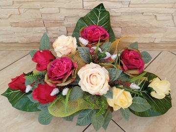 ЦВЕТЫ на могилу НАБОР РАШ БУКЕТ цветов РОЗА