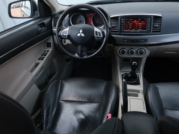 Mitsubishi Lancer IX Sedan 2.0 DID DOHC 140KM 2008 Mitsubishi Lancer 2.0 DI-D, Navi, Klima, zdjęcie 6