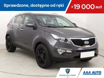 Kia Sportage III 2015 Kia Sportage 2.0 GDI, Automat, Skóra, Navi, Xenon