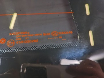 Заднее стекло оригинальное Dodge Challenger 2015-