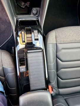 Citroen C4 III SUV 1.5 BlueHDi 131KM 2021 Citroen C4 Hed-Up. Automat. Asystent pasa, zdjęcie 21